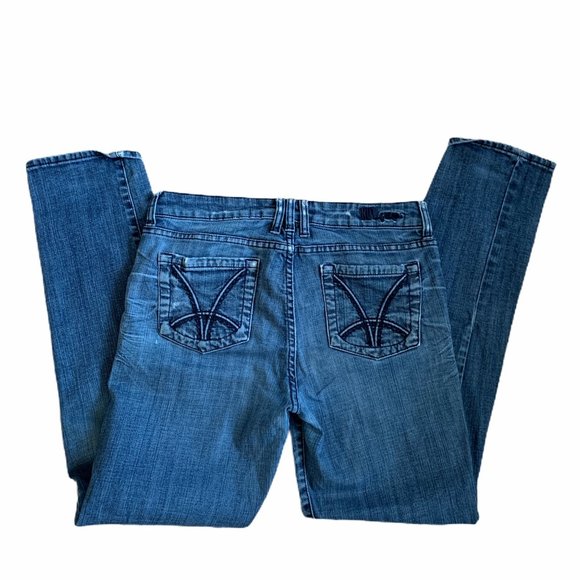 Kut From The Kloth Distressed Straight Jeans 8 - Picture 4 of 11